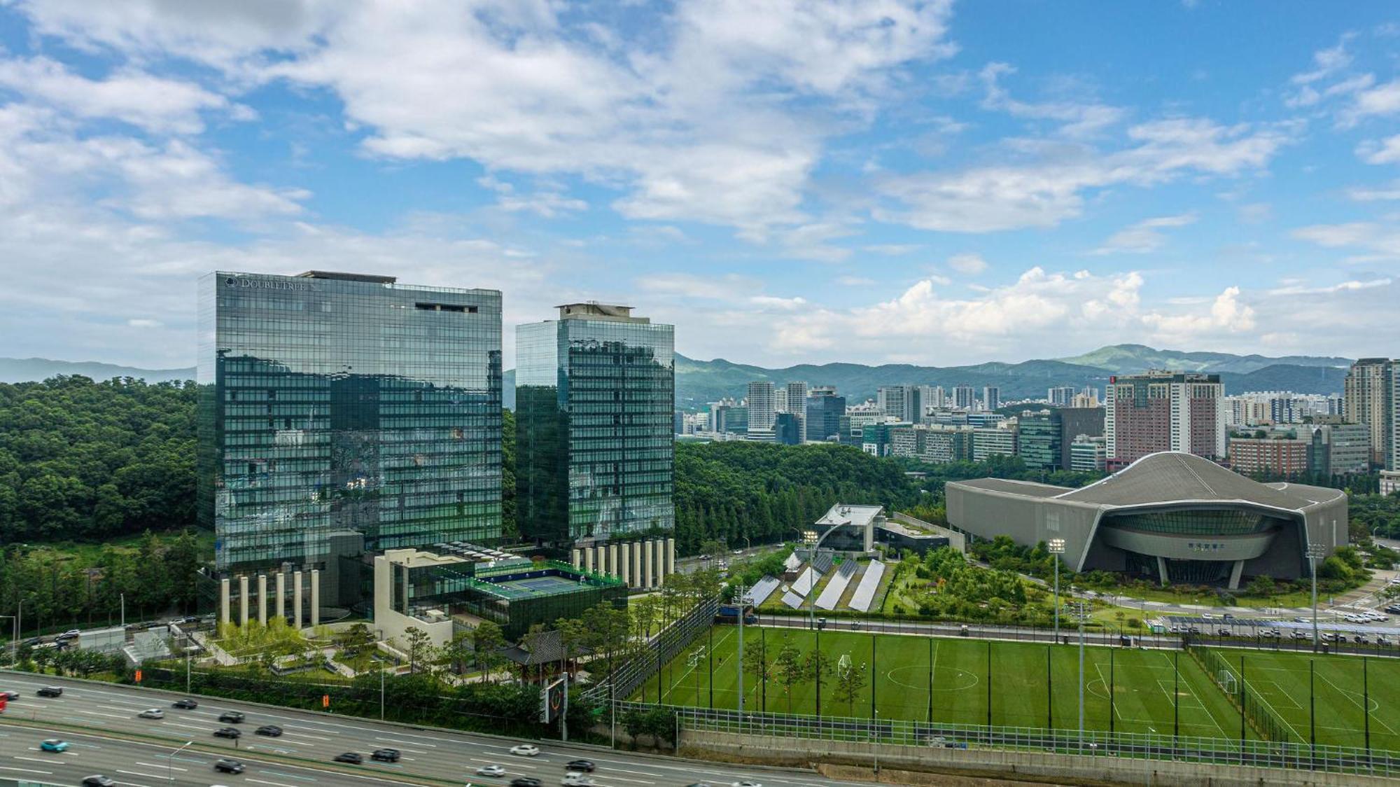 فندق Doubletree By Hilton Seoul Pangyo سيونغنام المظهر الخارجي الصورة