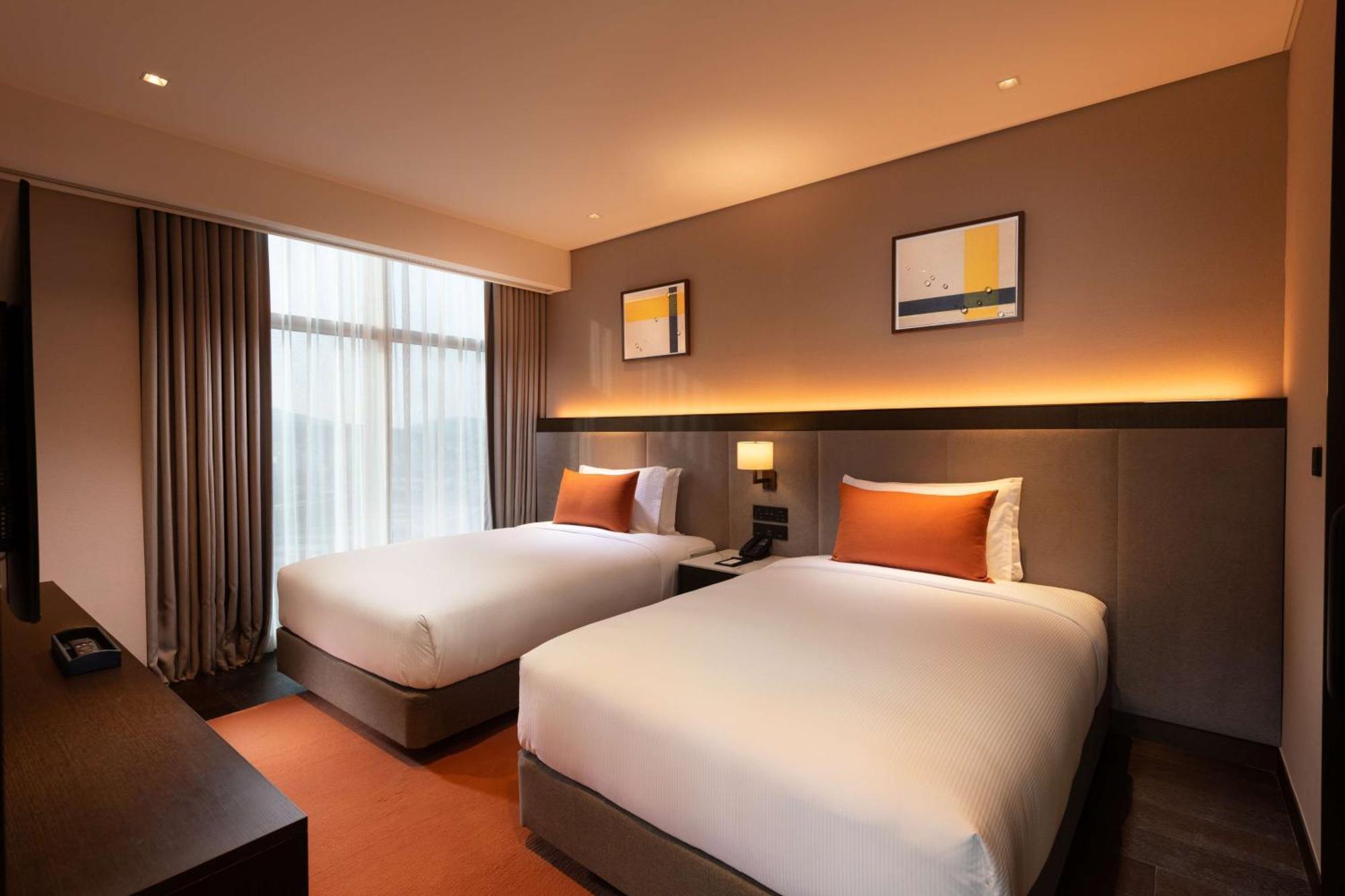 فندق Doubletree By Hilton Seoul Pangyo سيونغنام المظهر الخارجي الصورة