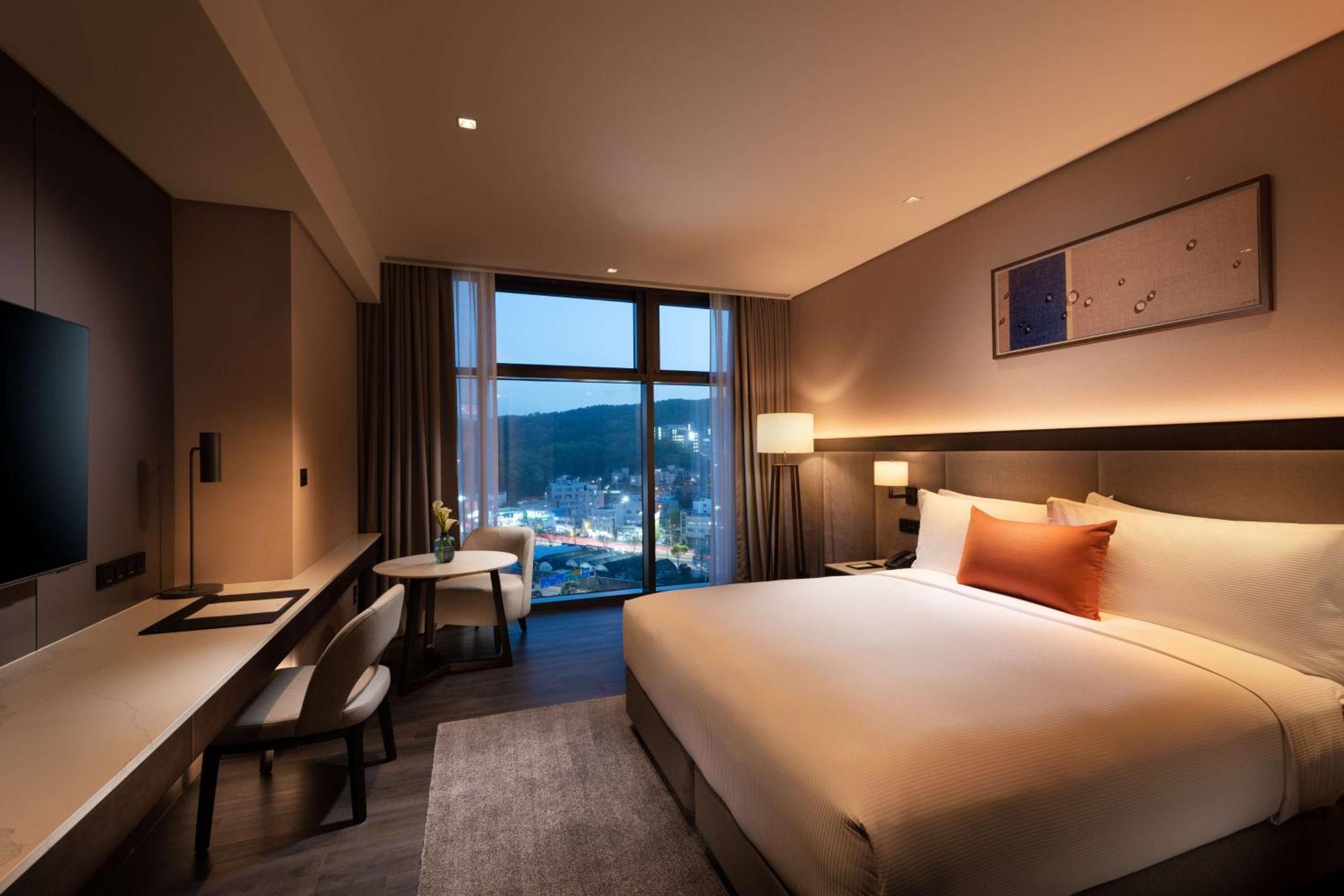فندق Doubletree By Hilton Seoul Pangyo سيونغنام المظهر الخارجي الصورة