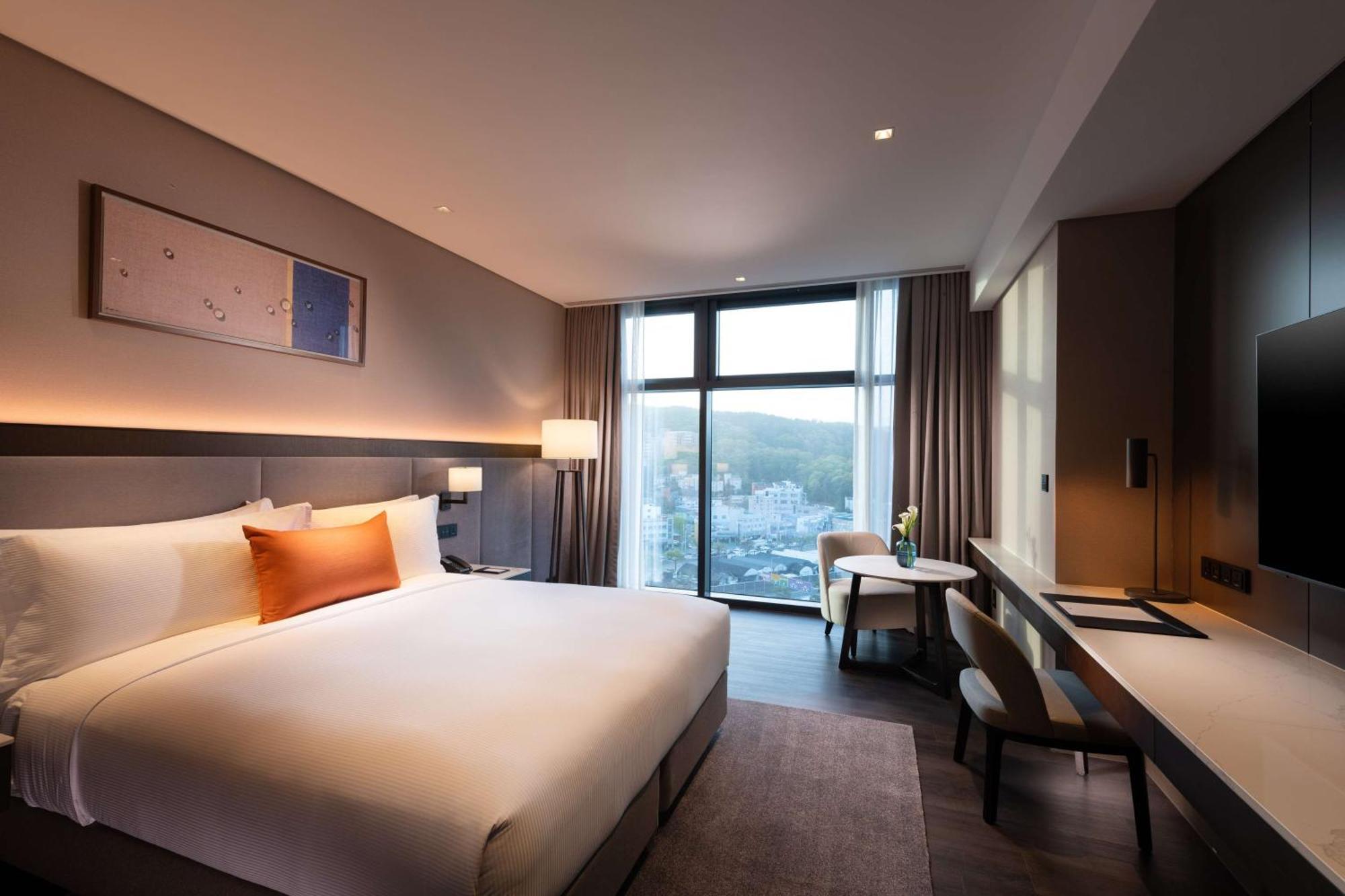 فندق Doubletree By Hilton Seoul Pangyo سيونغنام المظهر الخارجي الصورة