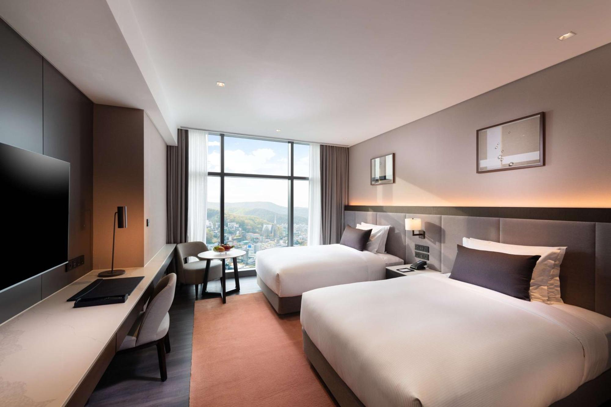 فندق Doubletree By Hilton Seoul Pangyo سيونغنام المظهر الخارجي الصورة