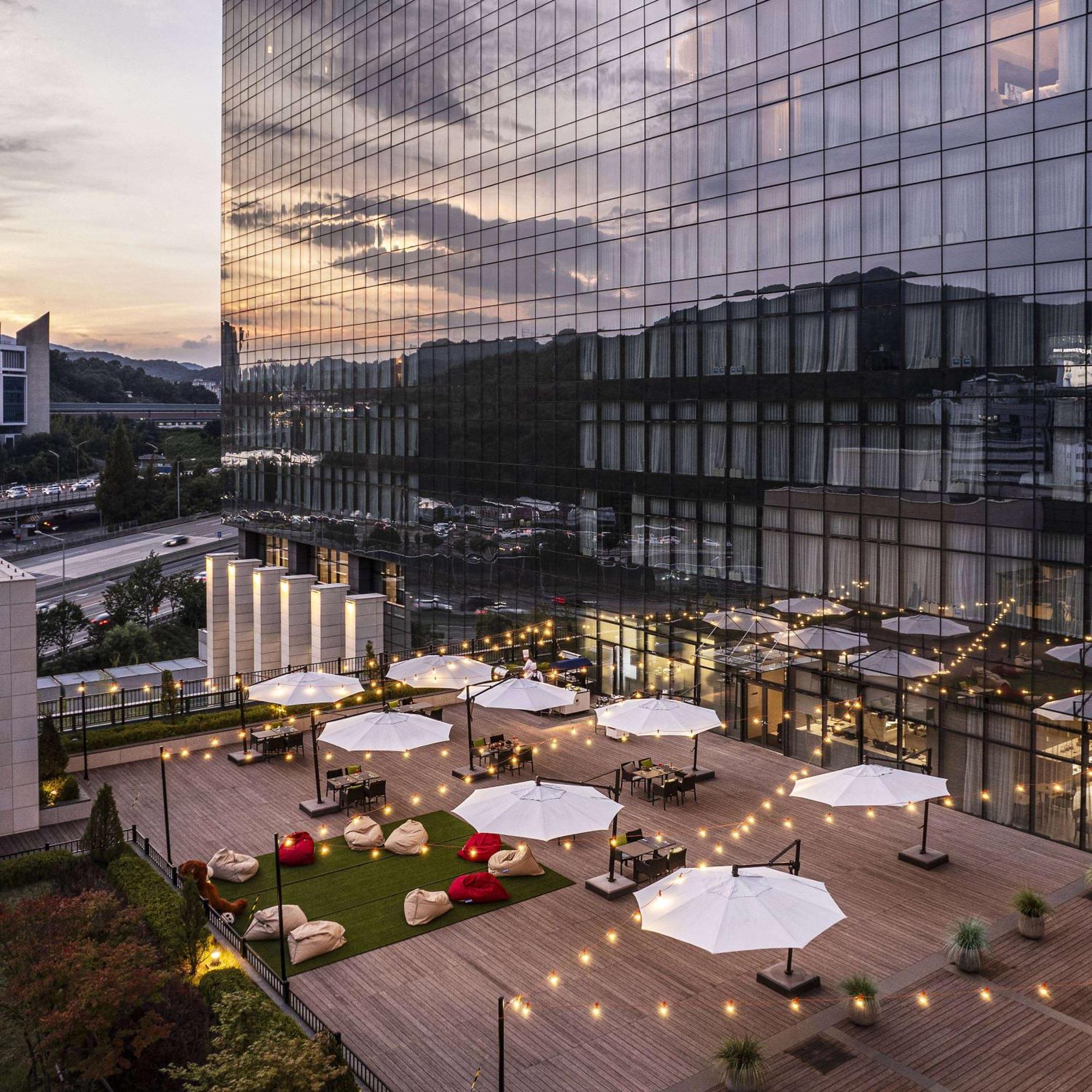 فندق Doubletree By Hilton Seoul Pangyo سيونغنام المظهر الخارجي الصورة